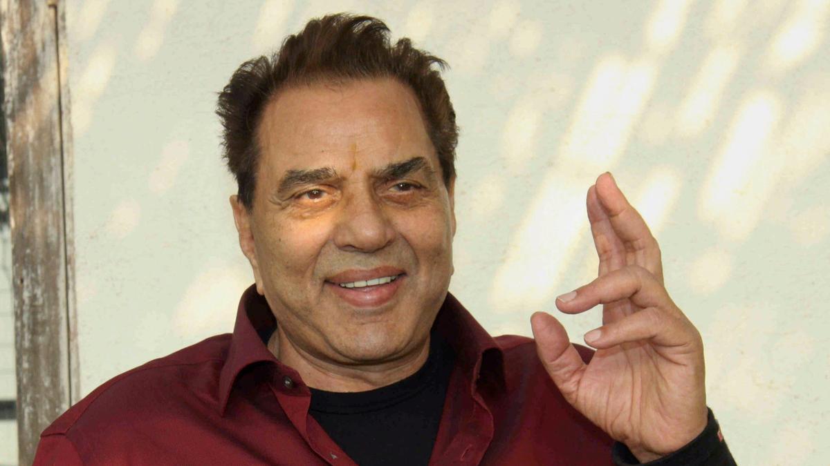 Bollywood Legend Dharmendra Breathes His Last Just Days Before 90th Birthday